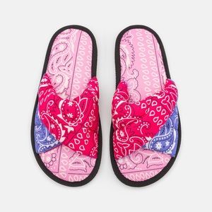 Arizona Love Bandana  Prints Sandals women’s size 40 New